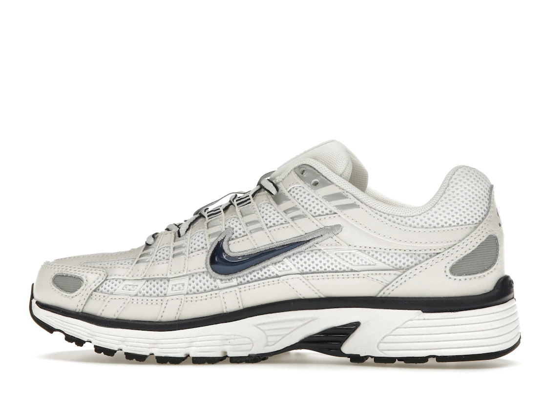 Vue 20 de Nike P-6000 Obsidian Summit White