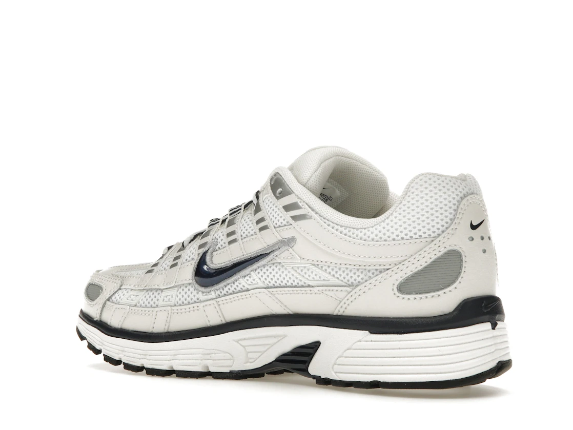 Vue 23 de Nike P-6000 Obsidian Summit White