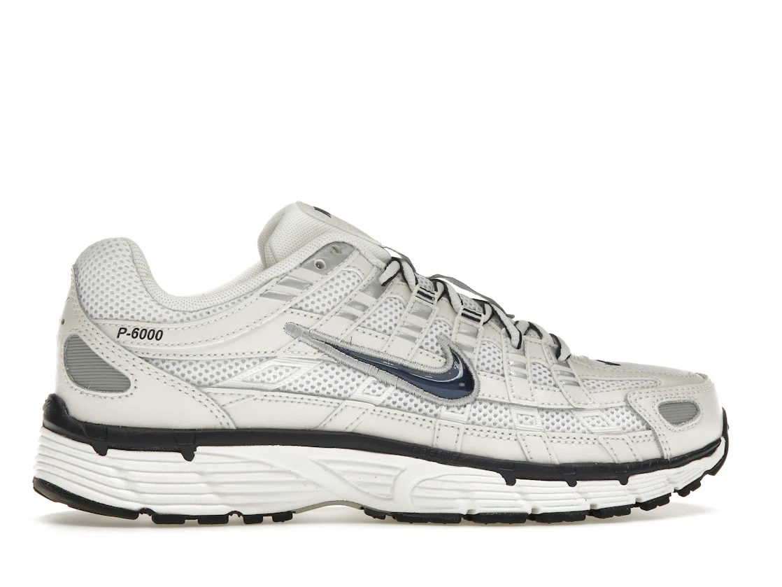 Vue 36 de Nike P-6000 Obsidian Summit White
