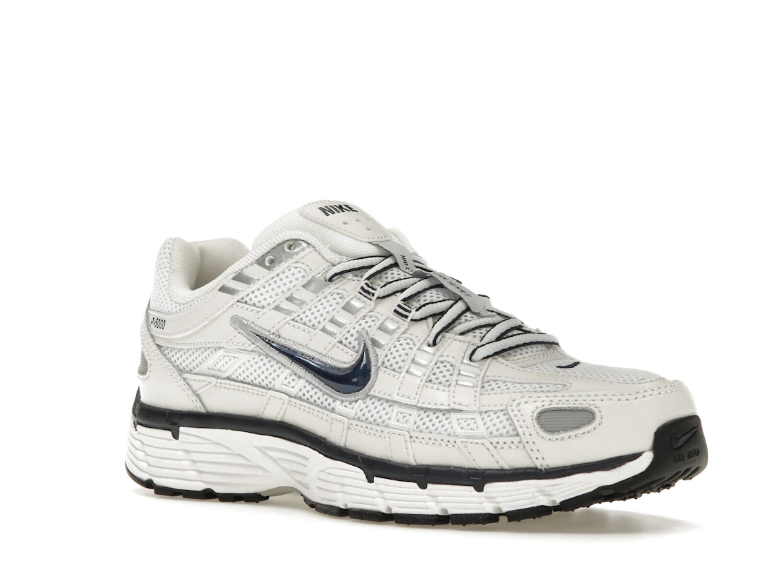 Vue 5 de Nike P-6000 Obsidian Summit White