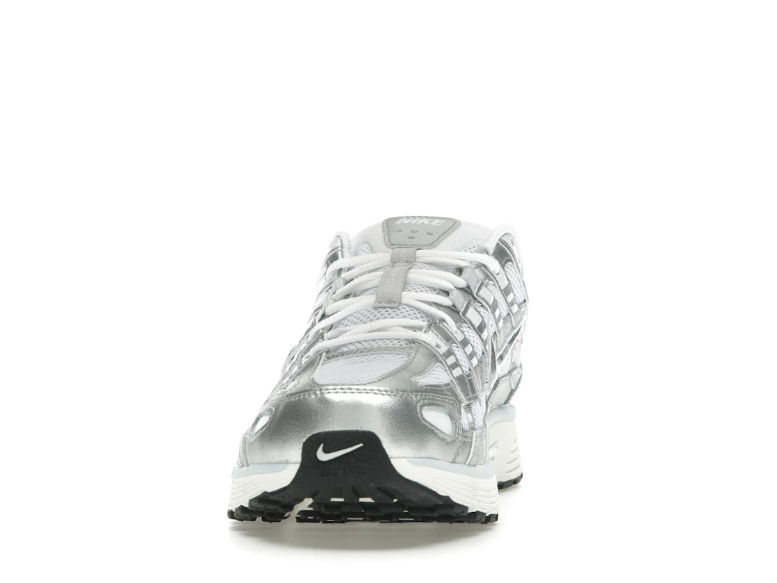 Vue 11 de Nike P-6000 White Blue Tint Sail Metallic Silver 