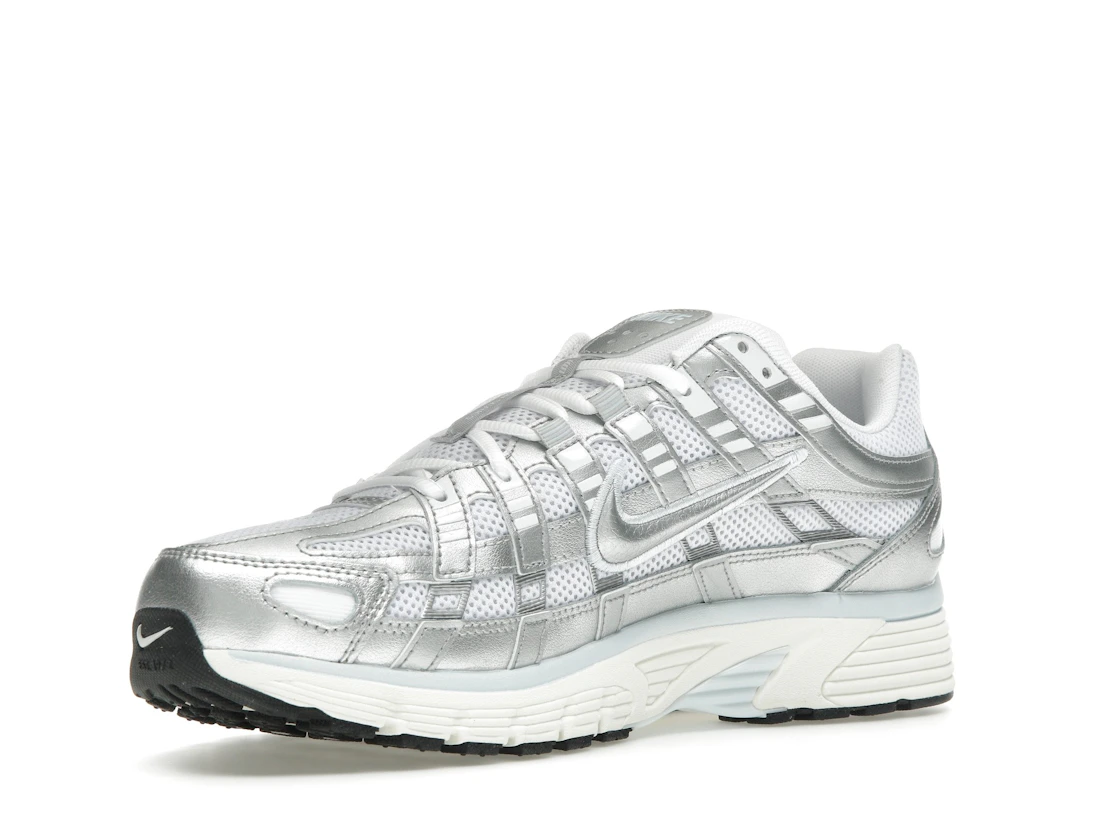 Vue 15 de Nike P-6000 White Blue Tint Sail Metallic Silver 