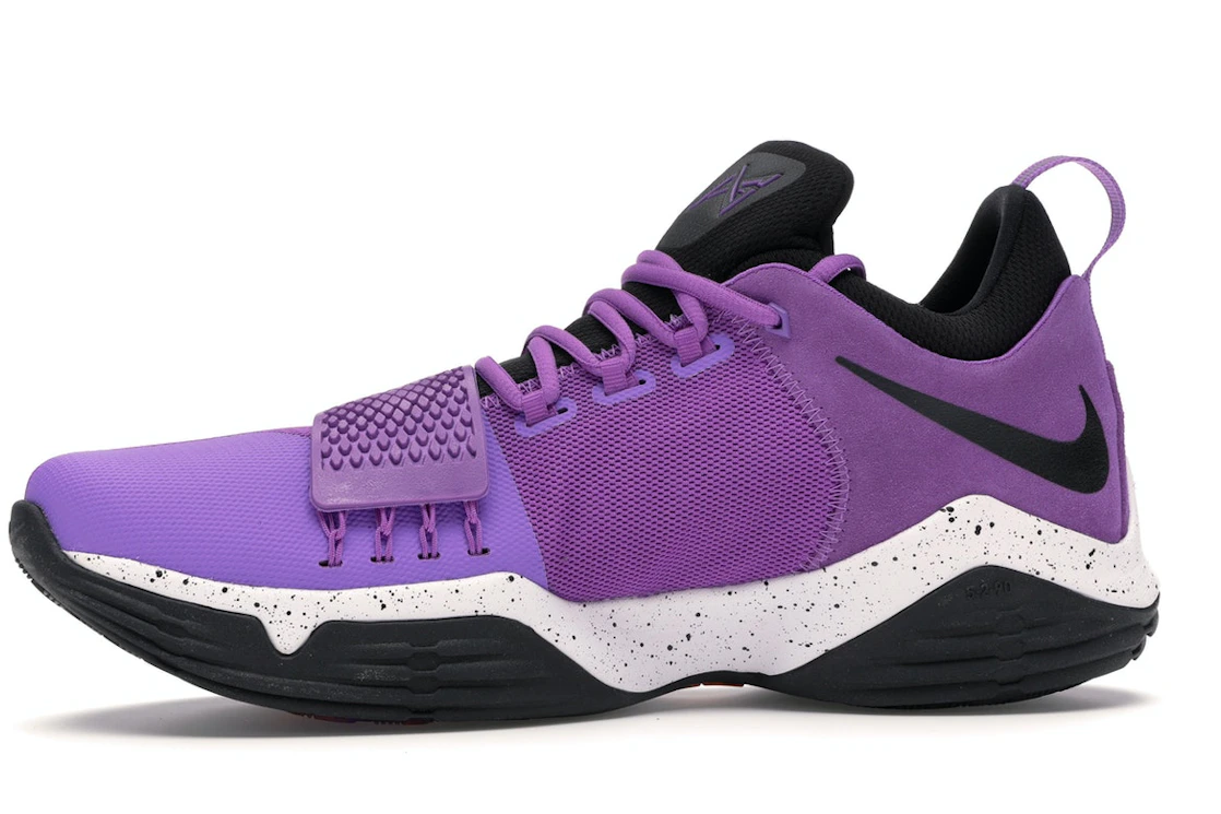 Vue 18 de Nike PG 1 Bright Violet