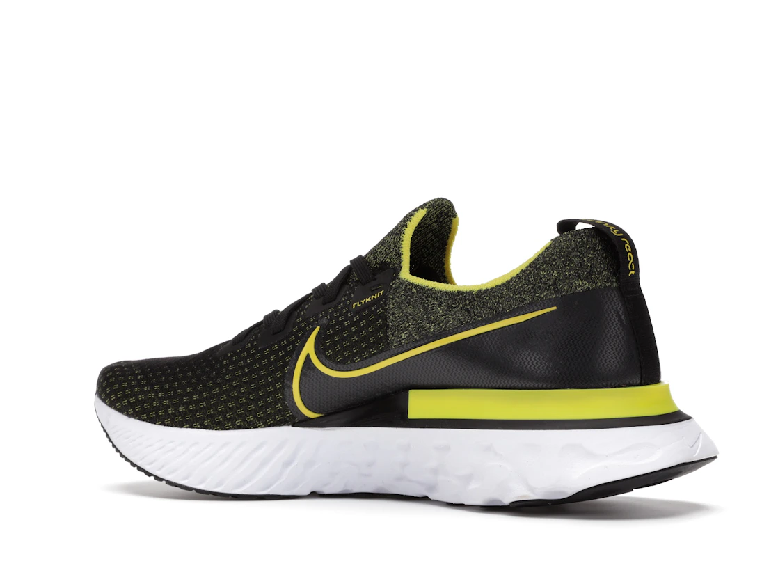 Vue 22 de Nike React Infinity Run Flyknit Black Sonic Yellow