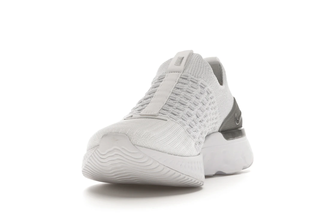 Vue 12 de Nike React Phantom Run Flyknit 2 White Pure Platinum 