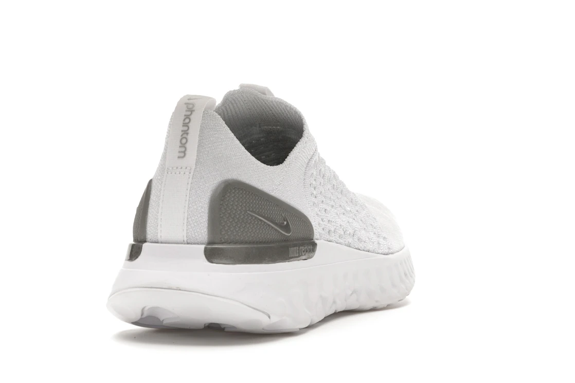 Vue 30 de Nike React Phantom Run Flyknit 2 White Pure Platinum 