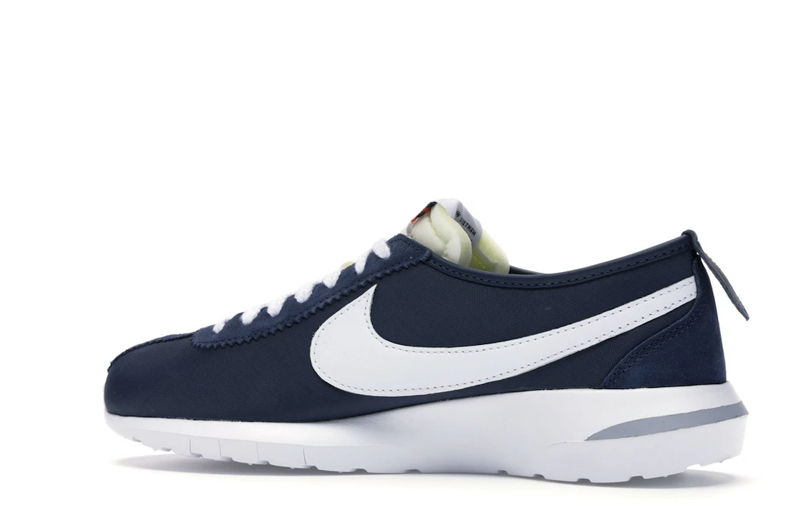 Vue 21 de Nike Roshe Run Fragment Cortez Obsidian
