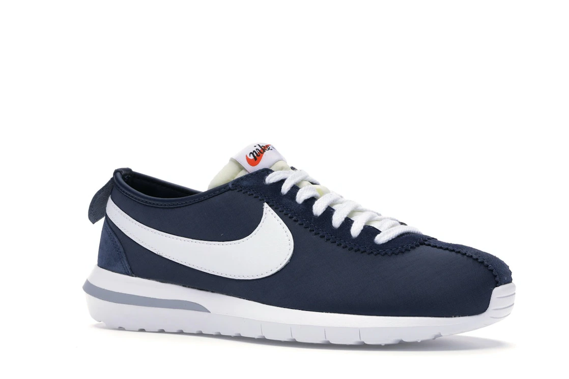 Vue 4 de Nike Roshe Run Fragment Cortez Obsidian