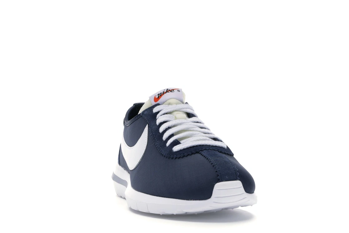 Vue 8 de Nike Roshe Run Fragment Cortez Obsidian