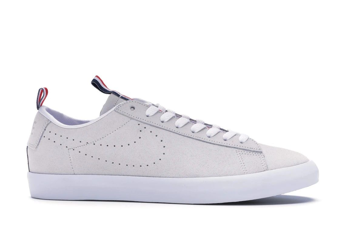Vue 2 de Nike SB Blazer Low Call Me 917 Summit White