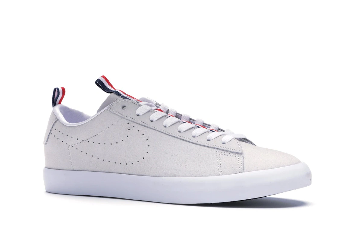 Vue 4 de Nike SB Blazer Low Call Me 917 Summit White
