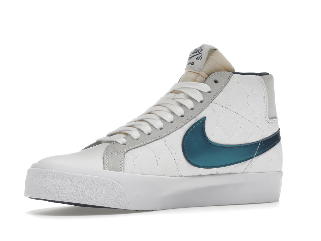 Vue 16 de Nike SB Blazer Mid Eric Koston