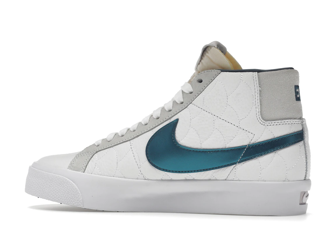 Vue 21 de Nike SB Blazer Mid Eric Koston