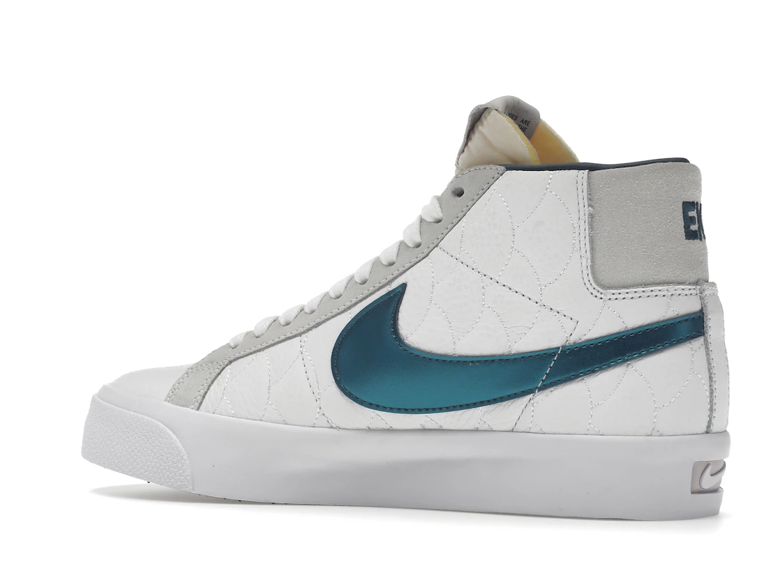 Vue 22 de Nike SB Blazer Mid Eric Koston