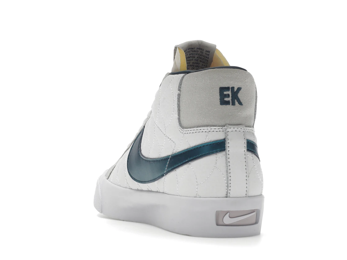 Vue 26 de Nike SB Blazer Mid Eric Koston