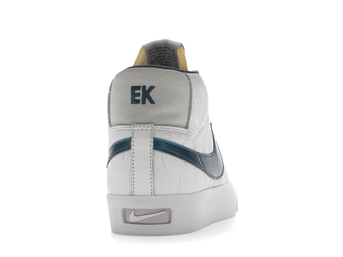 Vue 29 de Nike SB Blazer Mid Eric Koston