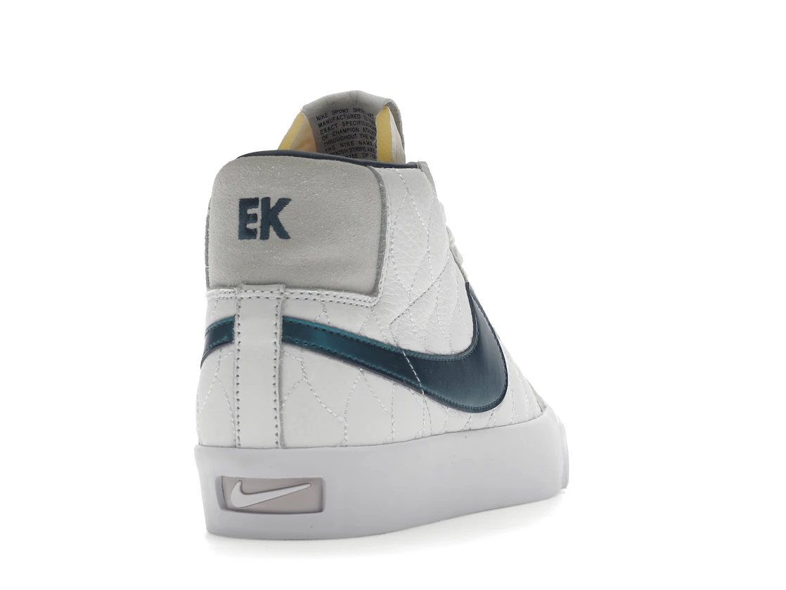Vue 30 de Nike SB Blazer Mid Eric Koston