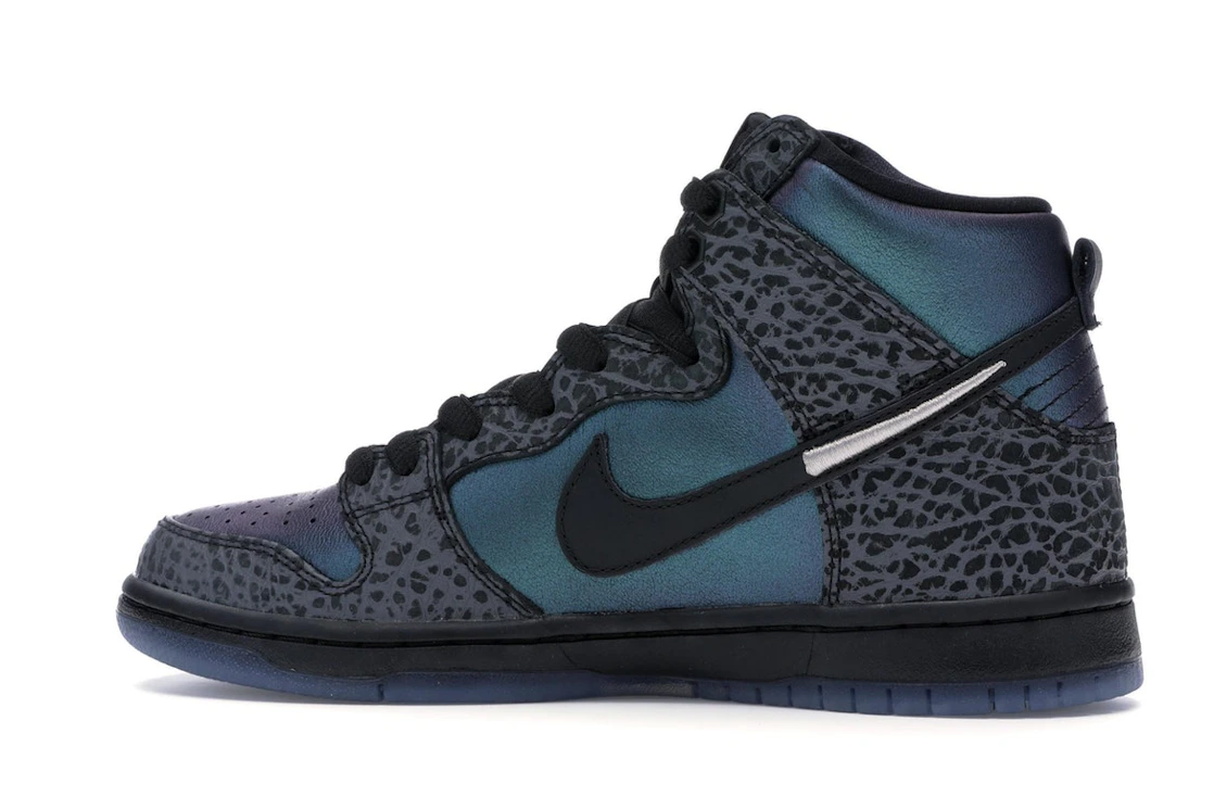 Vue 21 de Nike SB Dunk High Black Sheep Hornet (Special Packaging)