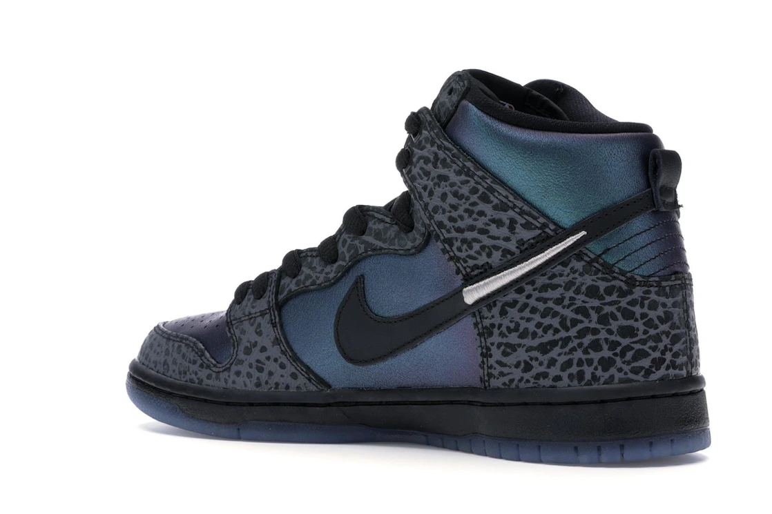 Vue 23 de Nike SB Dunk High Black Sheep Hornet (Special Packaging)
