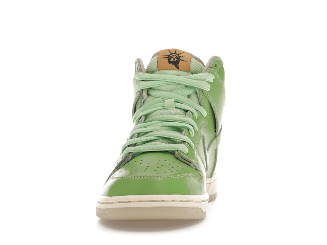Vue 11 de Nike SB Dunk High Statue of Liberty