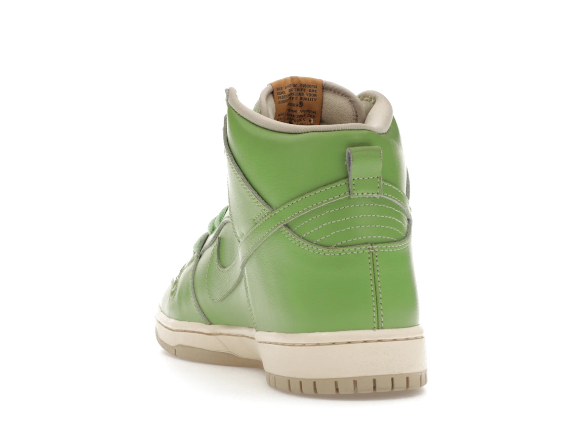 Vue 26 de Nike SB Dunk High Statue of Liberty