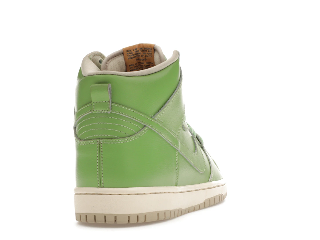 Vue 30 de Nike SB Dunk High Statue of Liberty