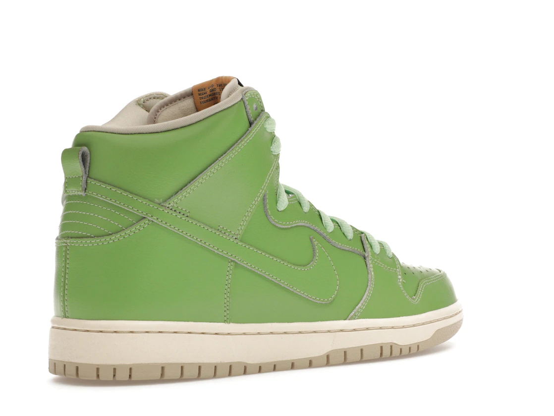 Vue 33 de Nike SB Dunk High Statue of Liberty