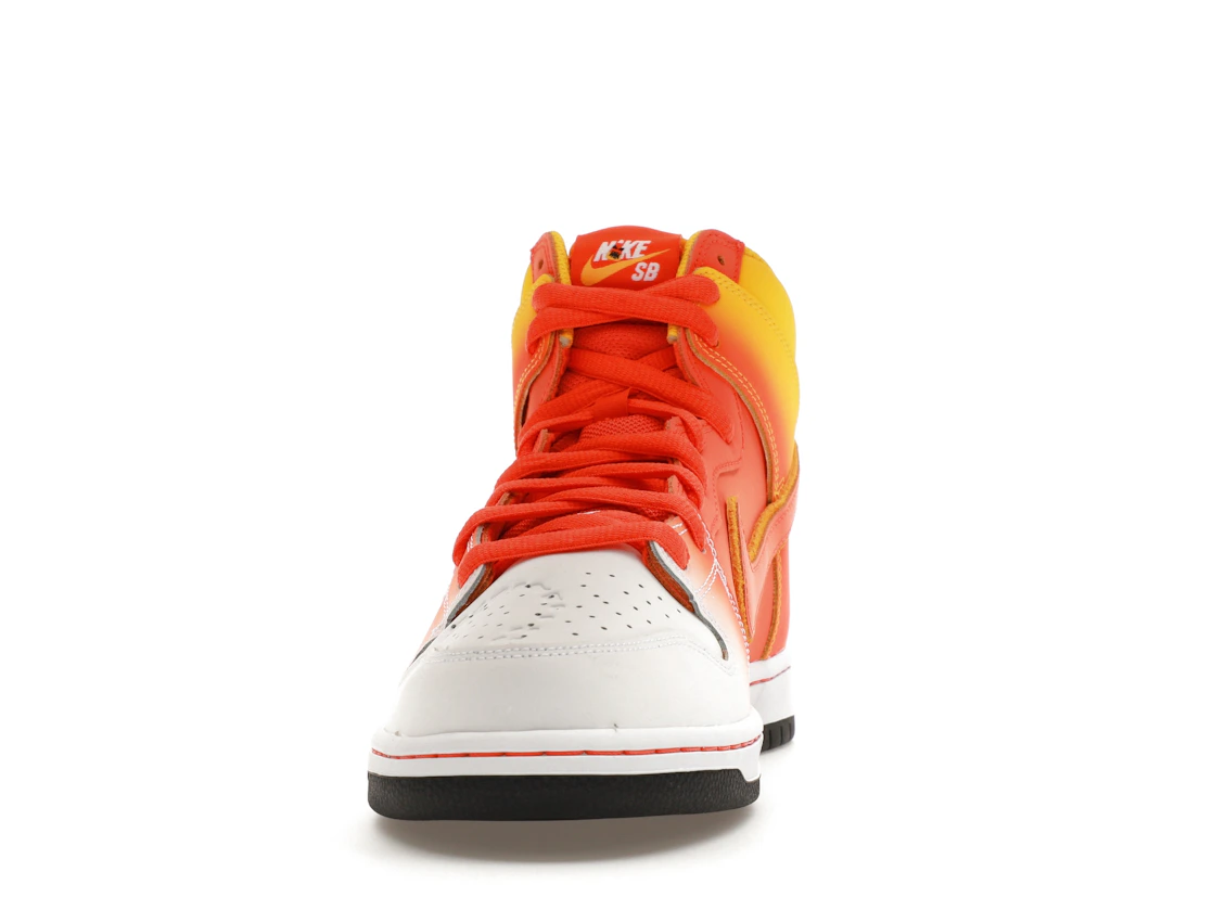 Vue 11 de Nike SB Dunk High Sweet Tooth Candy Corn