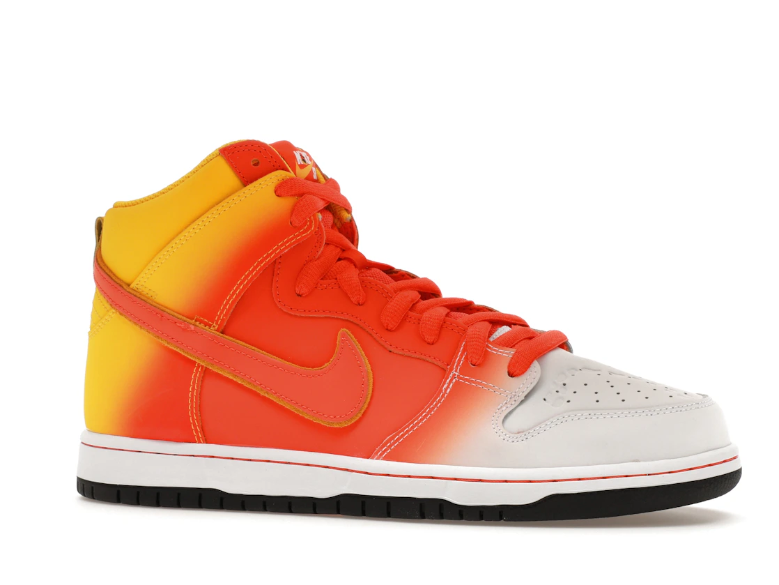 Vue 3 de Nike SB Dunk High Sweet Tooth Candy Corn