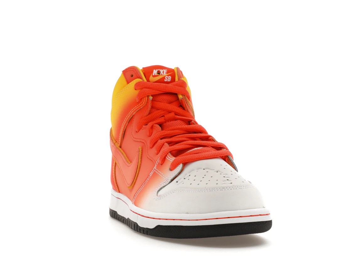 Vue 8 de Nike SB Dunk High Sweet Tooth Candy Corn