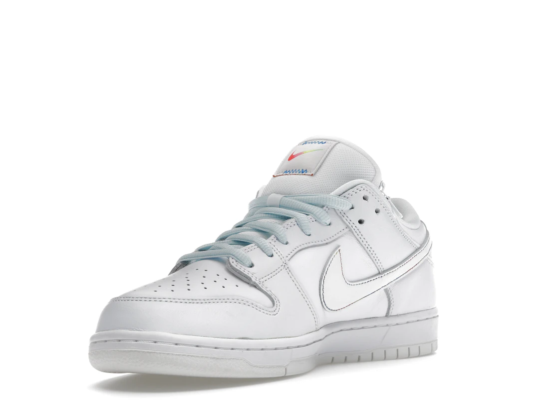 Vue 14 de Nike SB Dunk Low Pro Be True