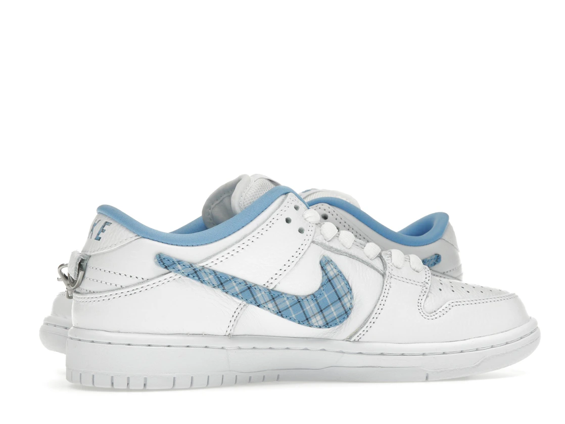 Vue 17 de Nike SB Dunk Low Pro Nicole Hause