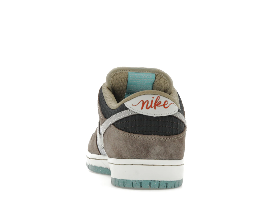 Vue 27 de Nike SB Dunk Low Big Money Savings