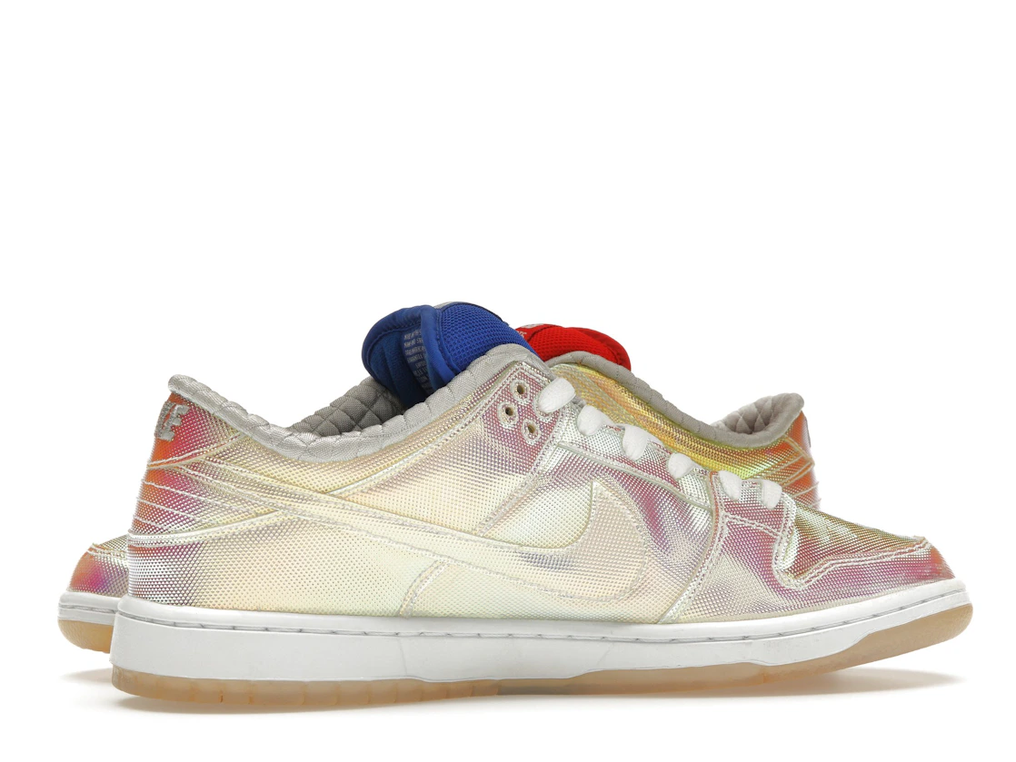 Vue 17 de Nike SB Dunk Low Concepts Holy Grail (Cement Box)