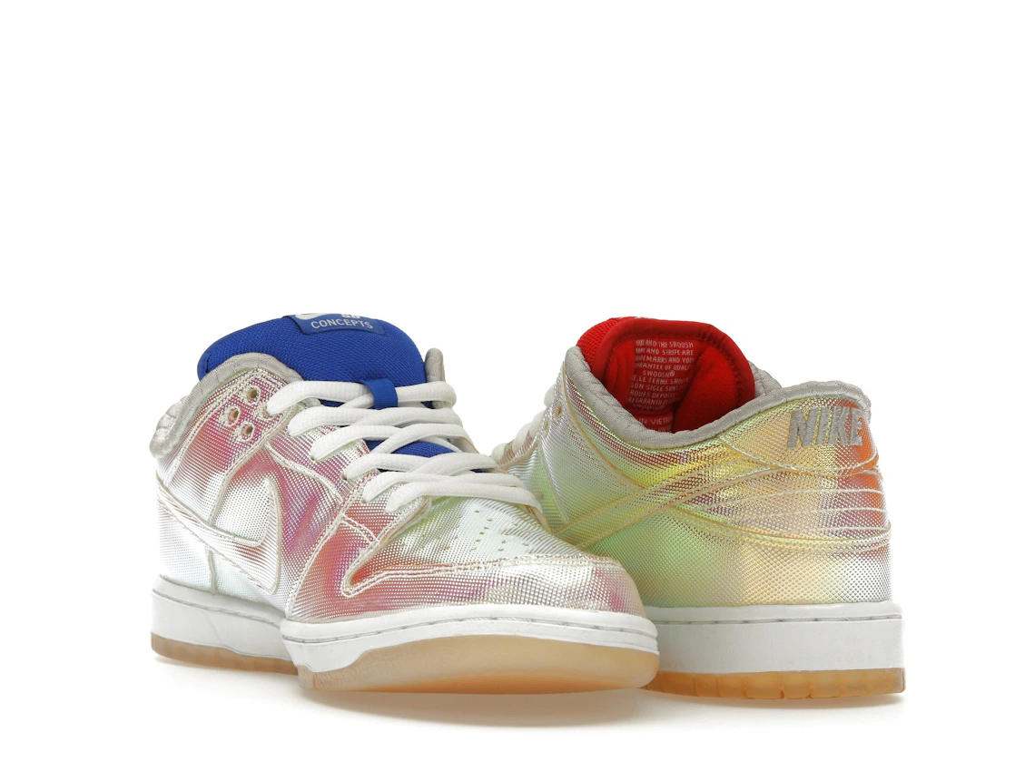 Vue 25 de Nike SB Dunk Low Concepts Holy Grail (Cement Box)