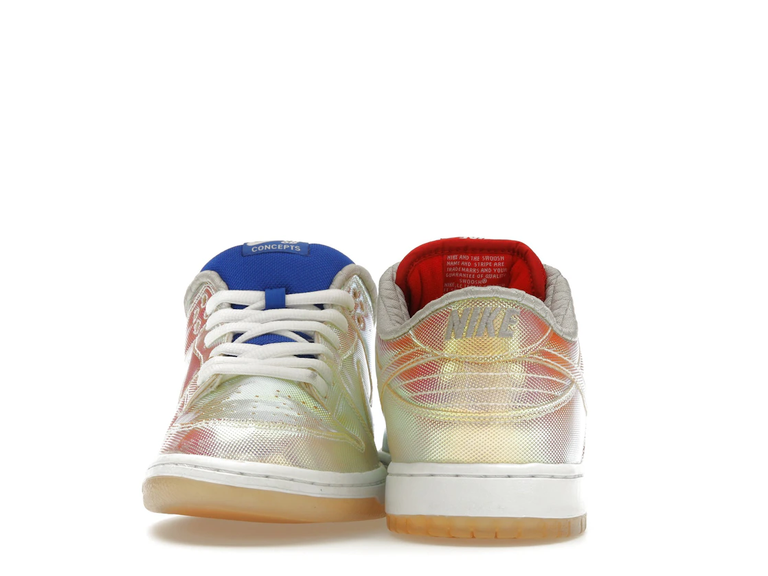 Vue 28 de Nike SB Dunk Low Concepts Holy Grail (Cement Box)