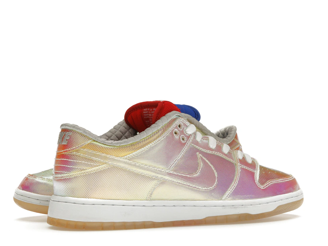 Vue 34 de Nike SB Dunk Low Concepts Holy Grail (Cement Box)