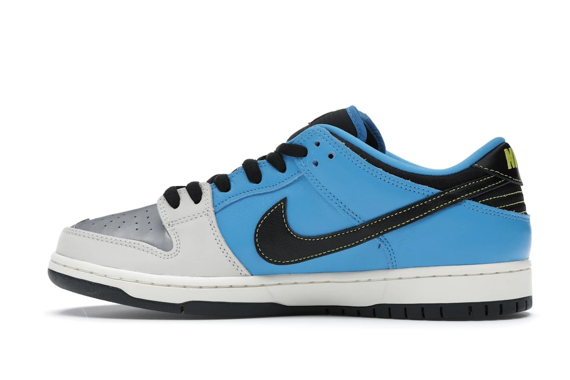 Vue 20 de Nike SB Dunk Low Instant Skateboards