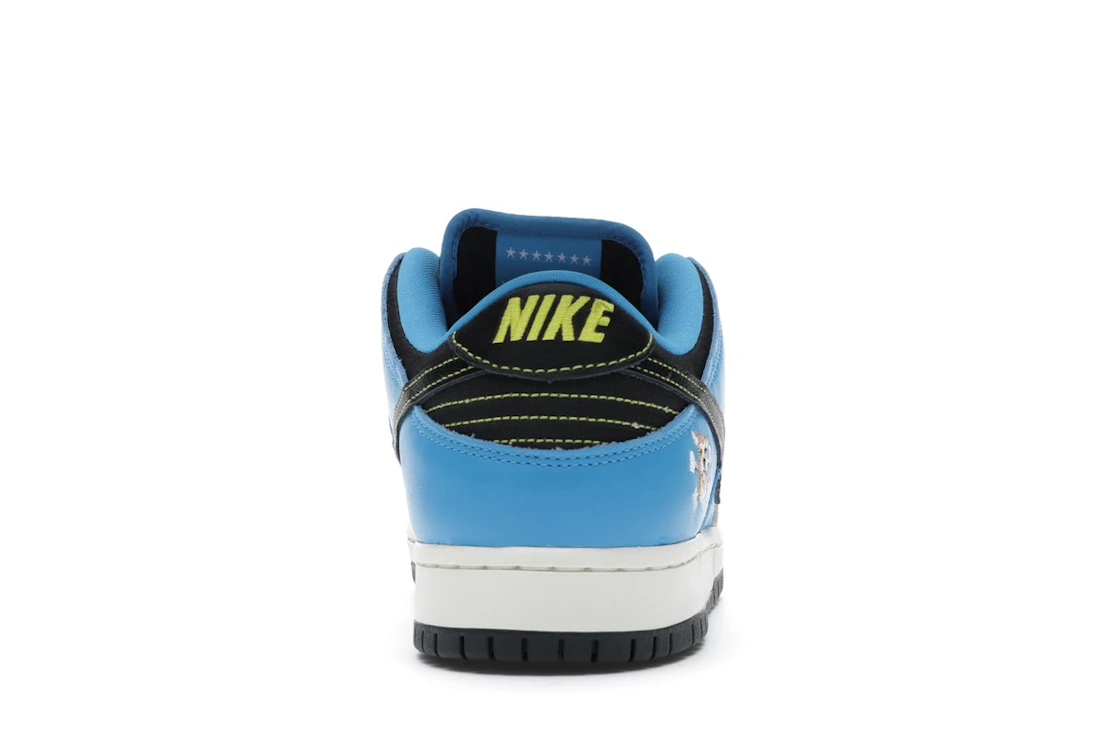 Vue 28 de Nike SB Dunk Low Instant Skateboards