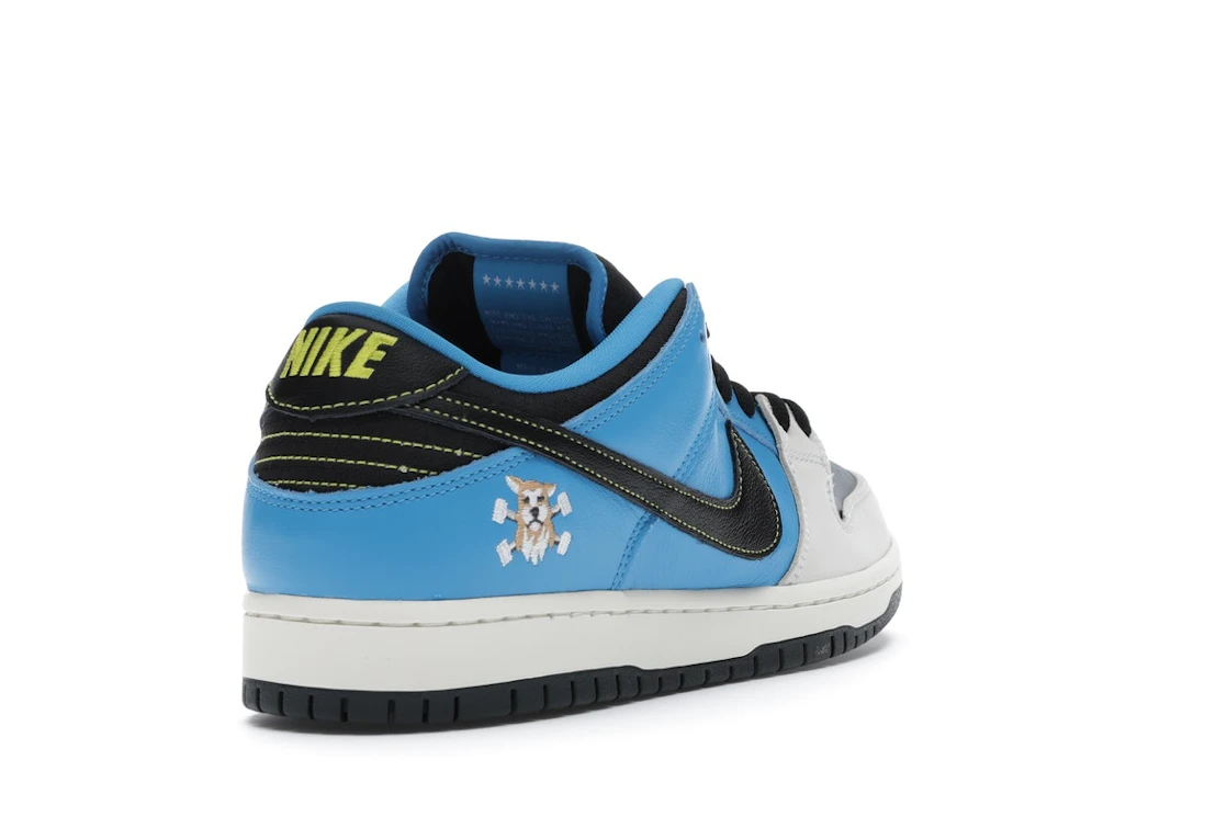 Vue 31 de Nike SB Dunk Low Instant Skateboards