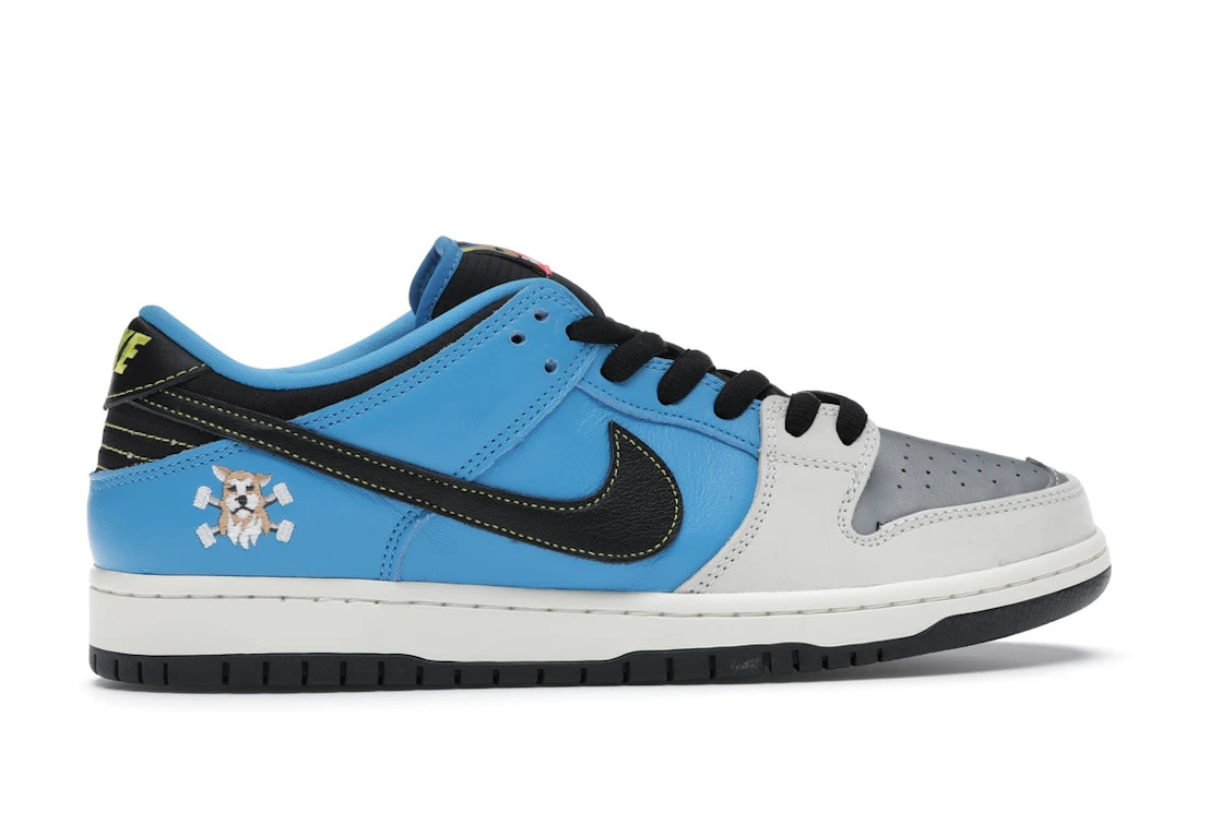 Vue 36 de Nike SB Dunk Low Instant Skateboards