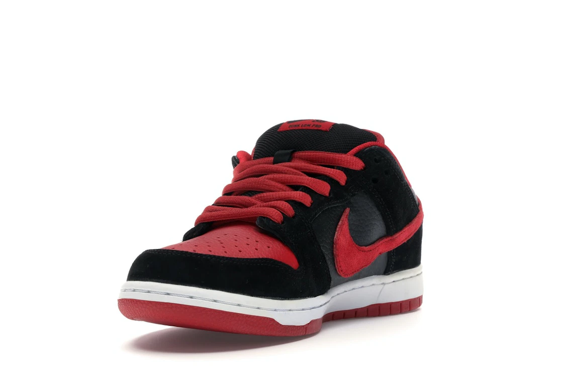Vue 13 de Nike SB Dunk Low J Pack Bred