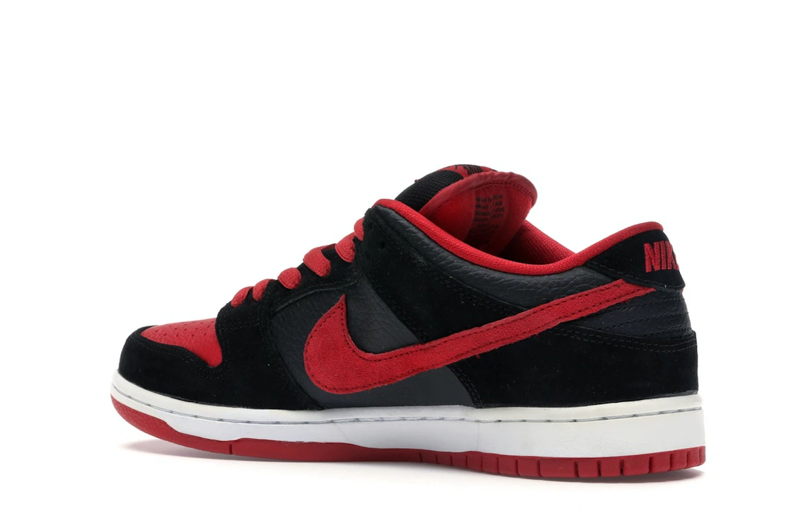 Vue 22 de Nike SB Dunk Low J Pack Bred