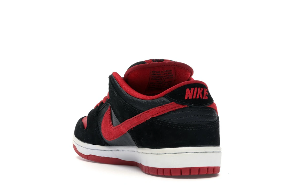 Vue 25 de Nike SB Dunk Low J Pack Bred