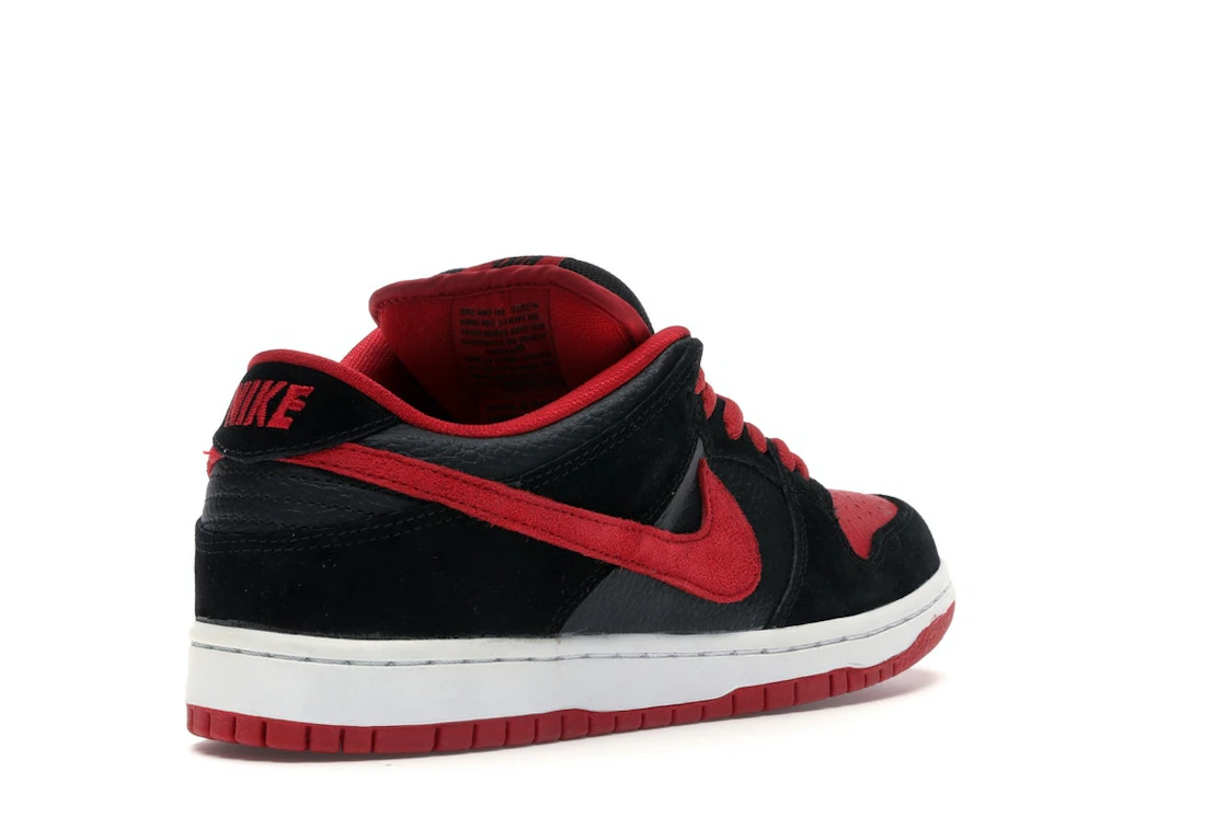 Vue 32 de Nike SB Dunk Low J Pack Bred