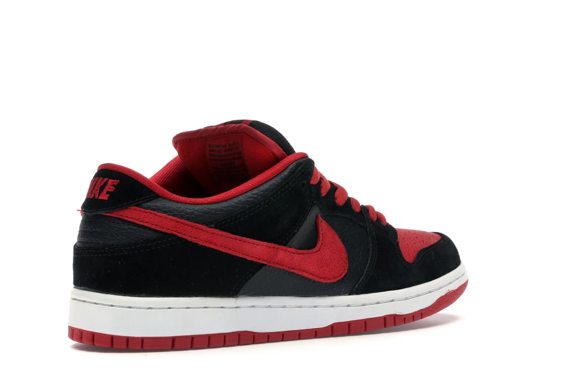 Vue 33 de Nike SB Dunk Low J Pack Bred