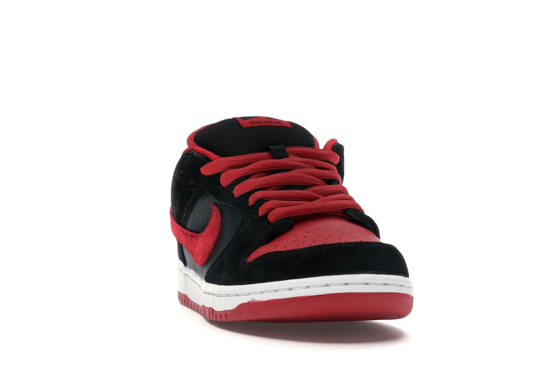 Vue 8 de Nike SB Dunk Low J Pack Bred
