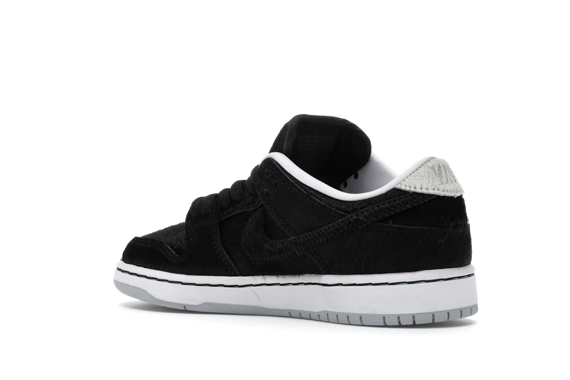 Vue 23 de Nike SB Dunk Low Medicom Toy (2020) (PS)