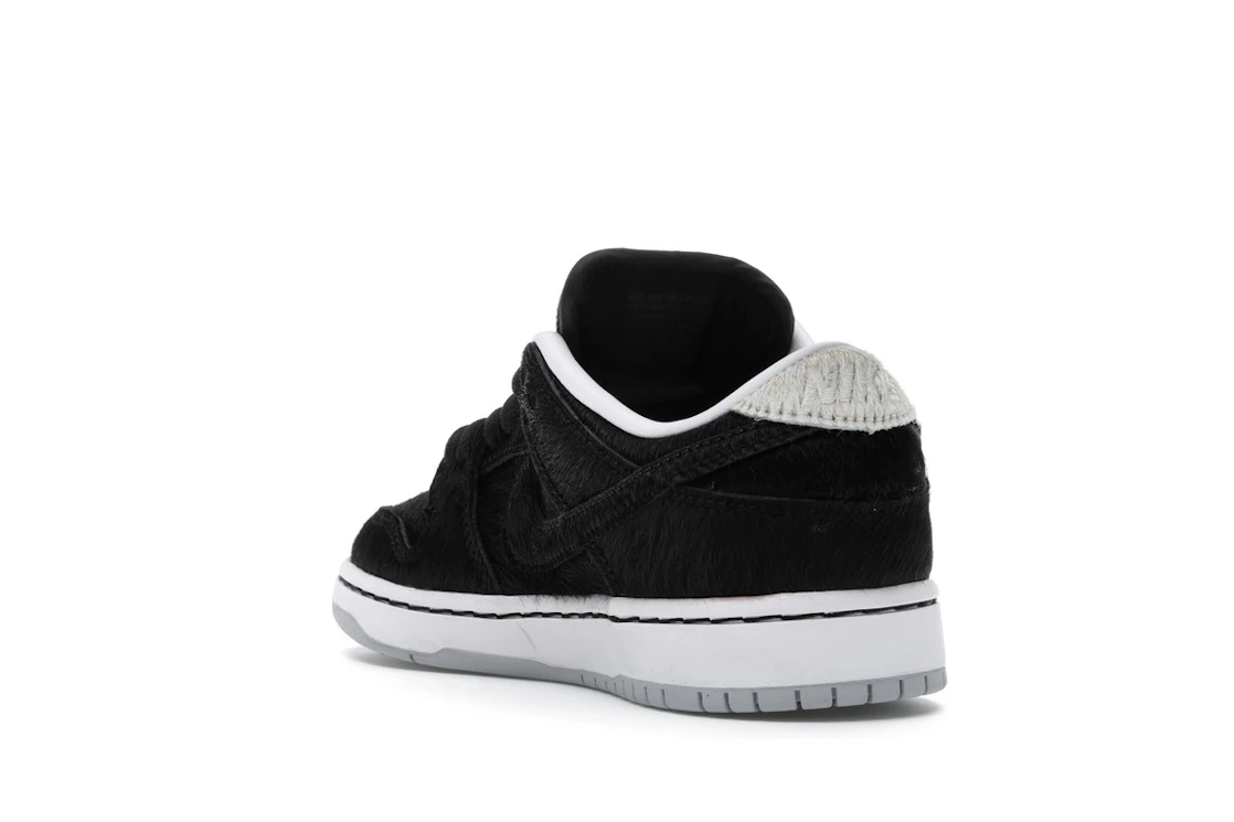 Vue 25 de Nike SB Dunk Low Medicom Toy (2020) (PS)