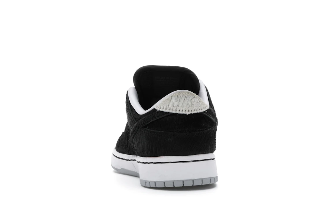 Vue 27 de Nike SB Dunk Low Medicom Toy (2020) (PS)